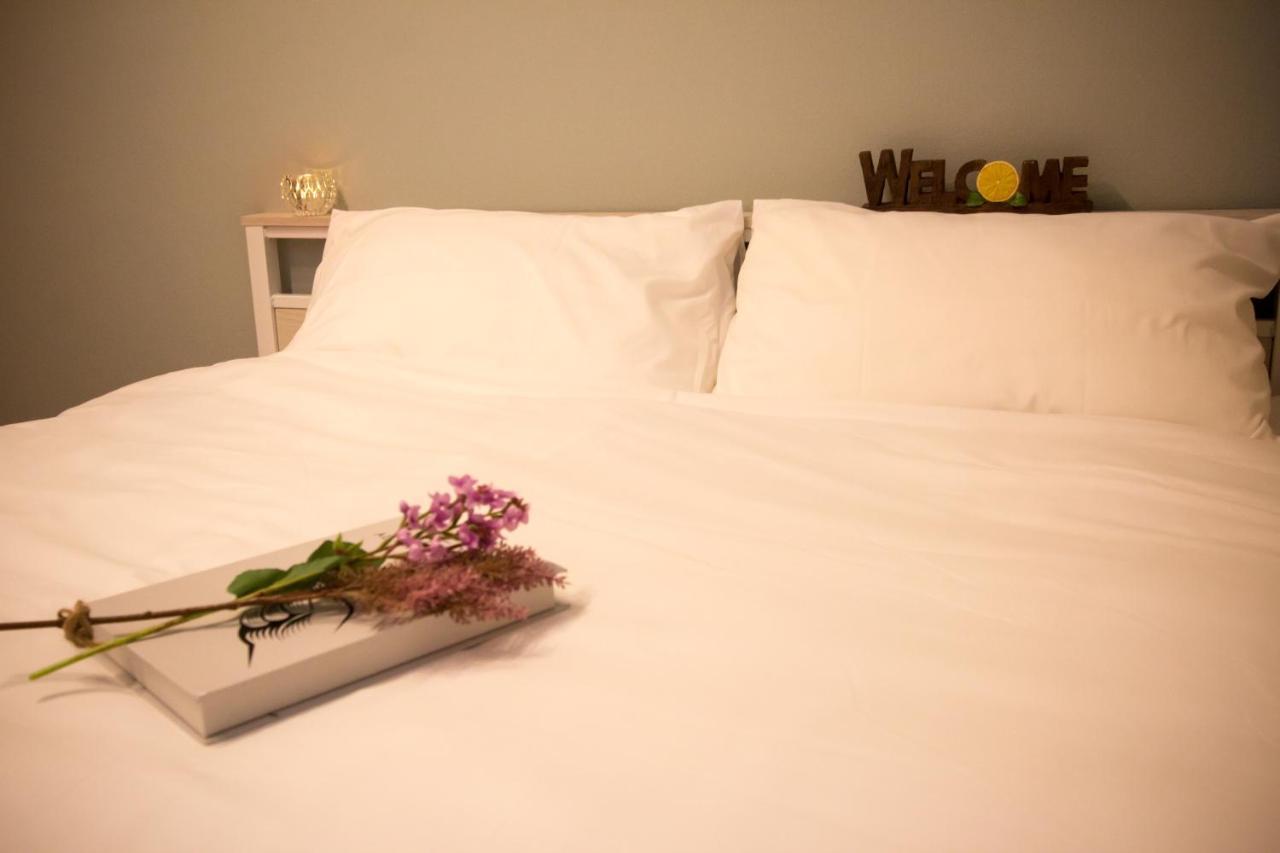 Nestay Ikebukuro Apartemen *